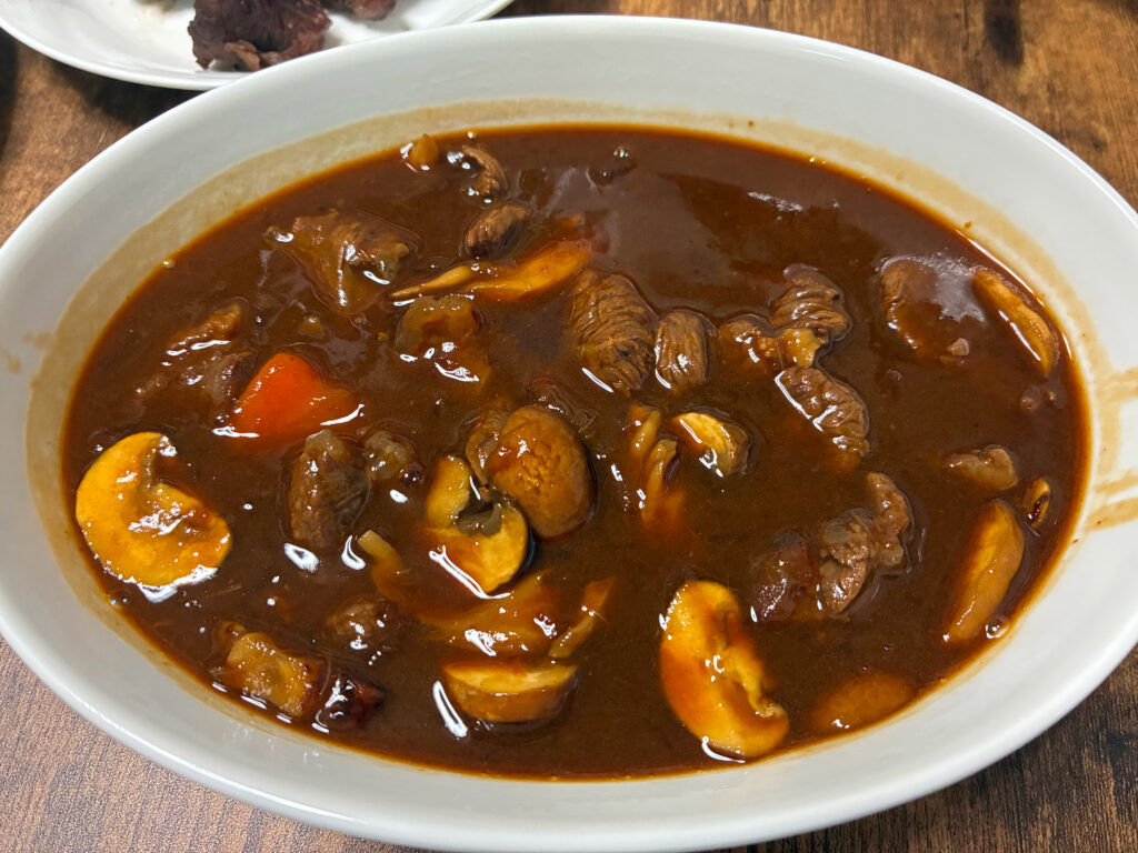 おいしそうなヒグマシチュー